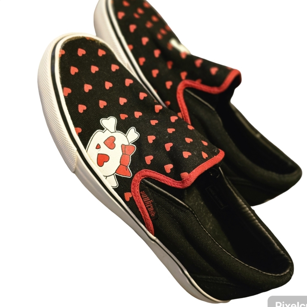 Women's Black and Red Heart Slip-On Sneakers